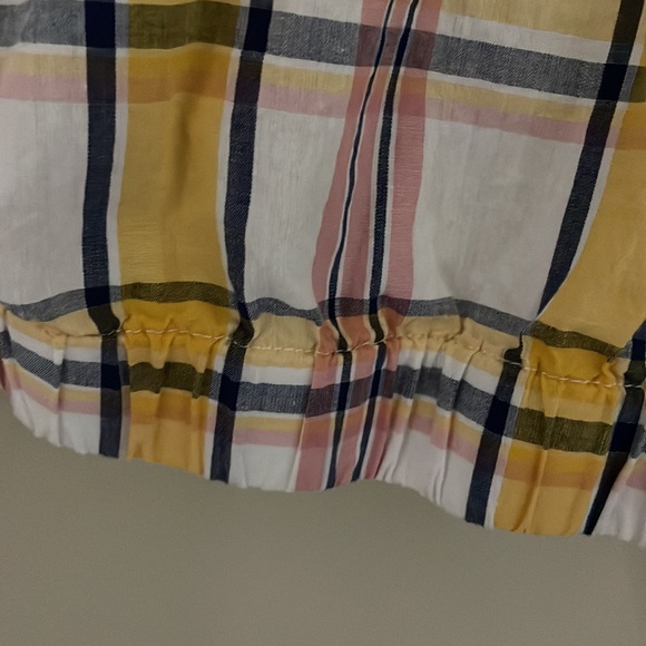 T.I.M.I.N.G Button Up Crop Top - Picture 4 of 7